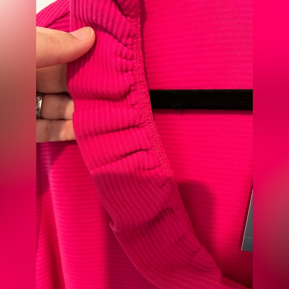 New! Crown & Ivy Fuchsia Pink Ruffle Neck Womens Sleeveless Blouse Size 2X NWT - Picture 8 of 13